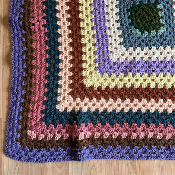 Vtg Handmade Granny Crochet Afghan throw Blanket 42”x42” Roseanne Style Granny ￼ - Picture 2 of 12